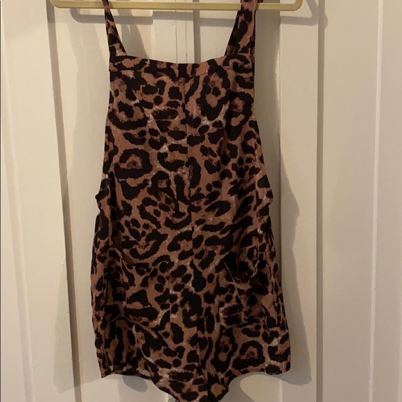 Leopard romper